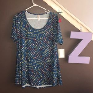 Lularoe medium perfect tee brand new with tags
